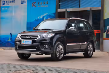 Новенький Chery Tiggo 3 показали со всех ракурсов: как изменился легендарный "китаец"