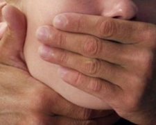 На Буковині ґвалтівника трирічної дівчинки визнали неосудним