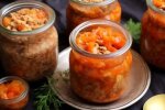 Каша з м'ясом у банках, фото shuba