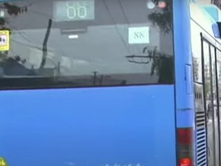 Автобус в Днепре, кадр из видео, изображение иллюстративное: YouTube