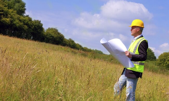 В Украине разрешат продажу земли: какие права будут иметь иностранцы и земляки