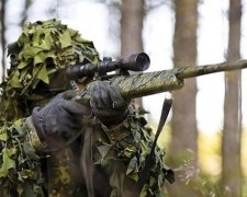 Мар'їнку обстрілюють снайпери