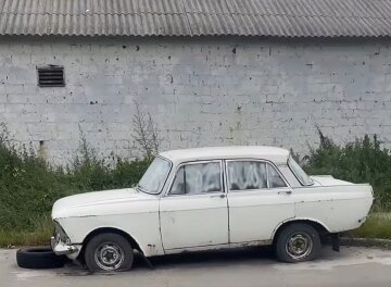 Покинуте авто: фото скрін Ютуб