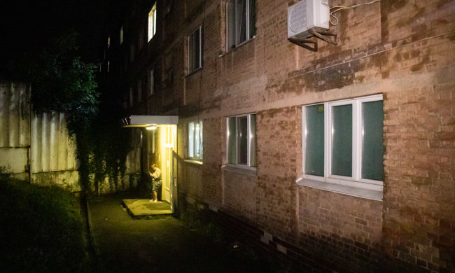 Молодий киянин вистрибнув з вікна гуртожитку, Шулявка на вухах: видовище не для слабкодухих