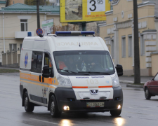 Водитель на бешеной скорости переехал пешехода, полиция просит опознать тело