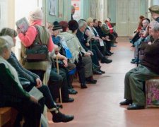 Мужчина умер в очереди к окулисту
