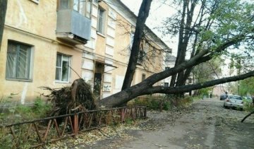 Гроза залишила без світла 200 міст України