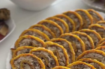 Сырно-морковный рулет, кадр из видео