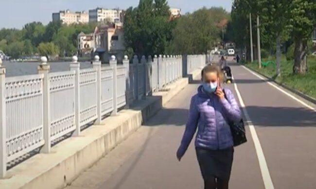 У Тернополі зі ставка виловили сотні трупів - страшне видовище, що відбувається