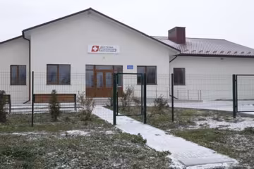 Новенька амбулаторія збісила хмельничан, нащо будували: "Хоч зайти можна?"