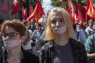 Протест за Інтернет: як копи москвичів затримували