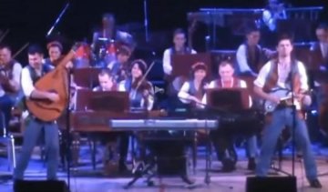 Оркестр сыграл "Hotel California" на бандурах (видео)
