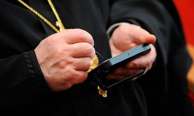 У Росії готують нові чохли для iPhone із цитатами патріарха Кирила