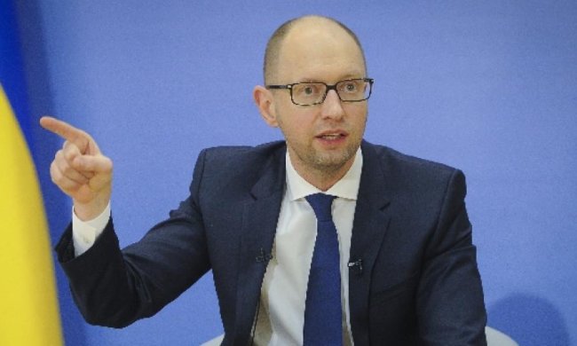 Кредитори спишуть Україні 3 млрд доларів боргу - Яценюк