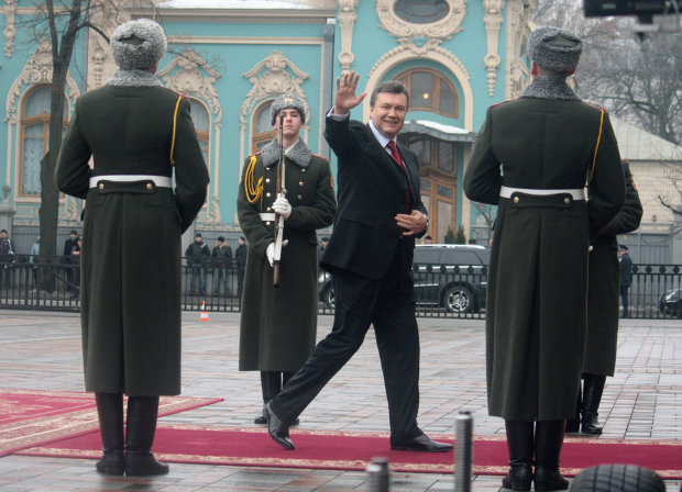 "Война закончится": Янукович внезапно засобирался в Украину