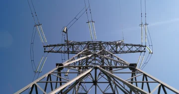 Знеструмлення в семи областях України після російських атак