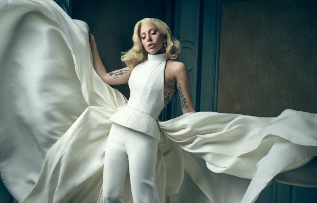 Такая разная Гага: топ-5 ярких киношных образов и лучшие саундтреки