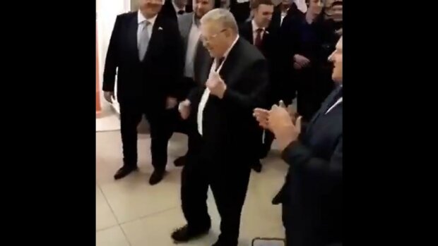У Жириновського вселилася Faradenza і скажений політик виконав ритуальні танці під Little Big