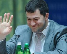 Насиров празднует очередную победу