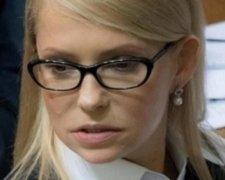 У мережі знову висміяли зарплату Тимошенко