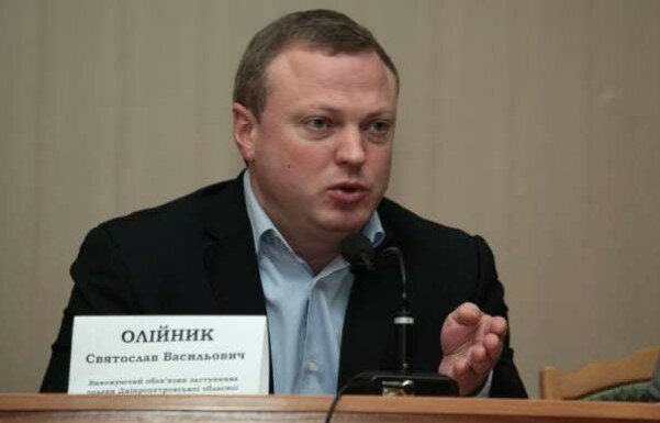 ЗМІ: Голова Дніпропетровської облради Олійник ховає за допомогою сім'ї нерухомість і бізнес