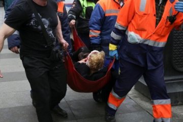 В Москве и Петербурге проводят акции памяти погибших в метро