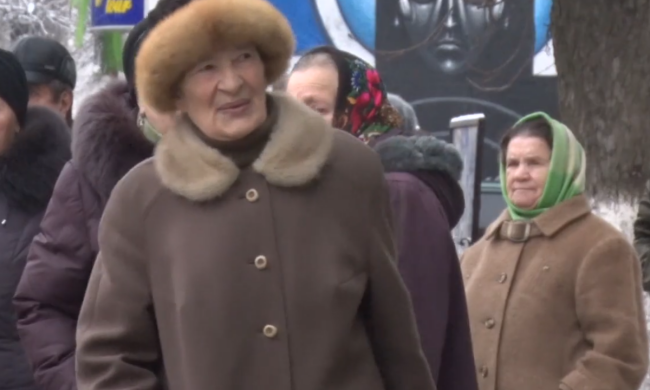Пенсионеры. Фото: скрин youtube