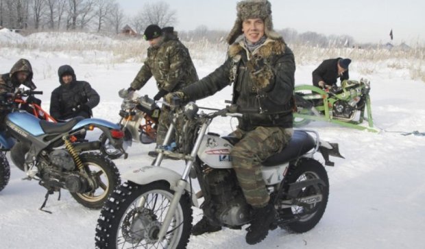 У Росії хочуть заборонити кататись на мотоциклах взимку