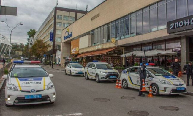 Известная ведущая взбесила украинцев свинским поведением за рулем: видео