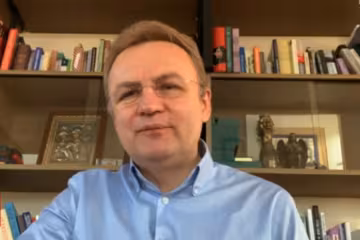 Садовий зізнався, скільки чиновників Львівської міської ради захворіли на COVID-19