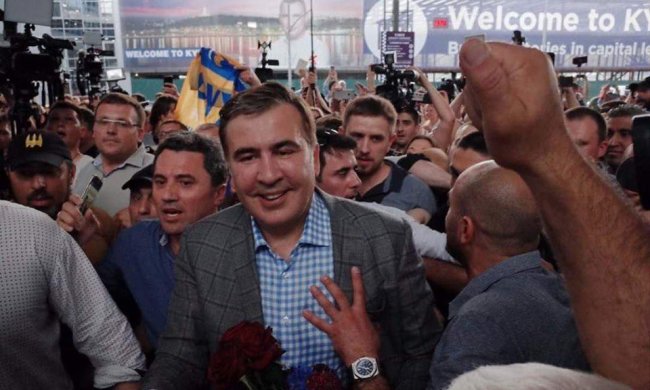 Зеленському пригадали стару пародію на Саакашвілі: "Перша нерозмитнена людина в Україні"