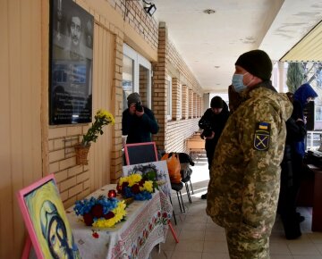 у Краматорську вшанували пам’ять загиблого добровольця, фото: штаб ООС