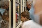 Луцьк і Тернопіль з боєм вирвались із "червоної зони", а місто Кернеса туди потрапило