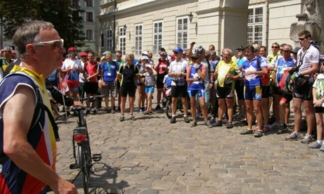 У Львові стартував День "Велосипедом на роботу"