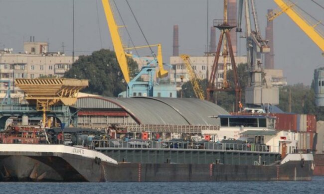 ДФС вилучила понад двох тисяч тонн контрабандного дизпалива