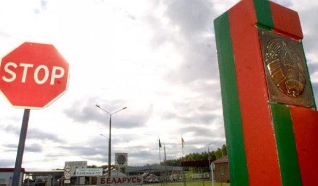 Беларусь начала укреплять границу с Украиной