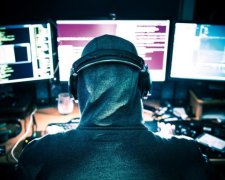 Искал Интерпол: украинскому хакеру грозит 30 лет тюрьмы
