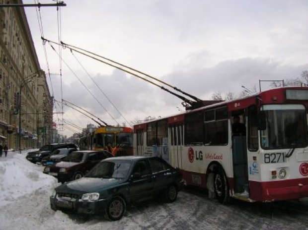 В Харькове начался транспортный колапс