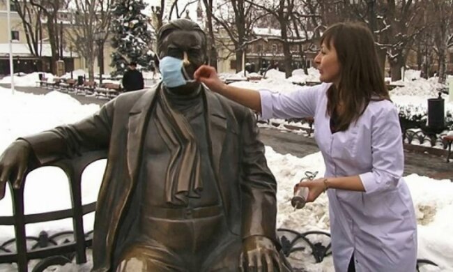 В Одесі Утьосову зробили щеплення від грипу (фото)