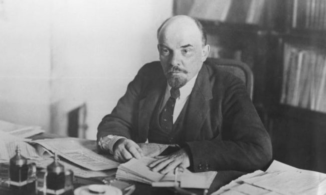 На Київщині фанат Леніна влаштував скандал у транспорті (фото)
