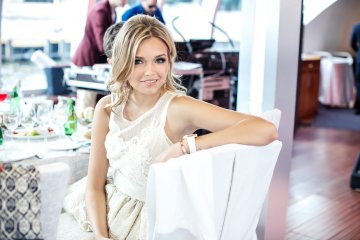 Скандальная певица лишилась пальцев на руке