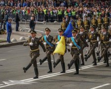 Парад в Киеве: внук легендарной актрисы потряс соцсети