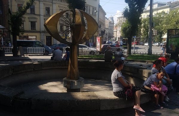 Фонтан "Кульбаба" у Львові
