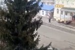 Харків'ян, які хотіли допомогти "інфікованим" коронавірусом українцям, викинули з Нових Санжар