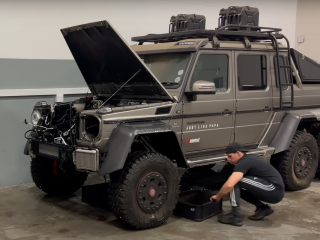 Mercedes G63 AMG 6X6, скріншот: YouTube