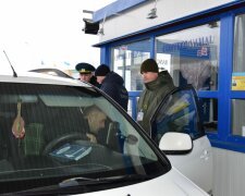 Посилки з підробками будуть знищувати: як зміняться правила на українській митниці