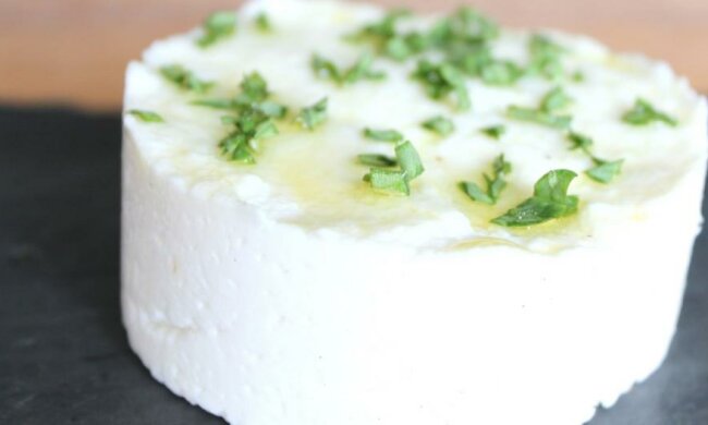 5 продуктів, від яких засаднить в скронях