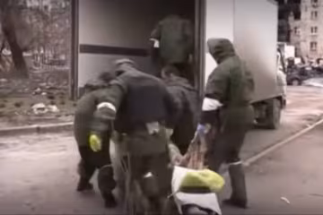 Російські окупанти, скріншот: YouTube