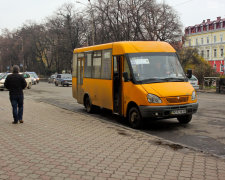 Київського маршрутника спіймали за огидним заняттям: робив це просто у салоні