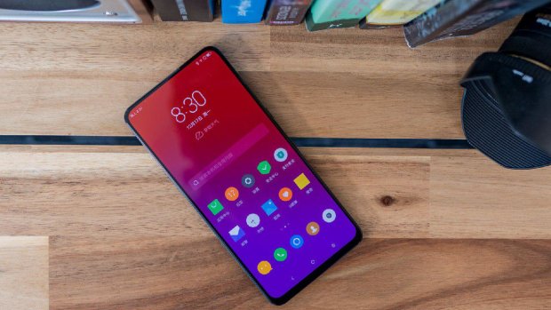 Lenovo Z5 Pro GT c 12 Гб оперативной памяти откровенно разочаровал